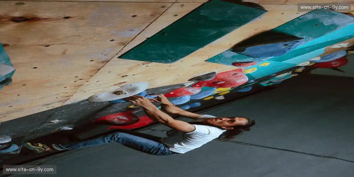 👑 巅峰决战夜，金杯闪耀时，每一秒都可能是改写历史的史诗时刻！💎